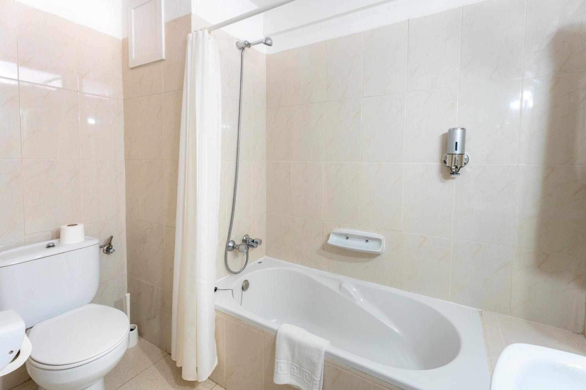 بلايا ذي لاس أميريكاس Apartamentos Borinquen المظهر الخارجي الصورة