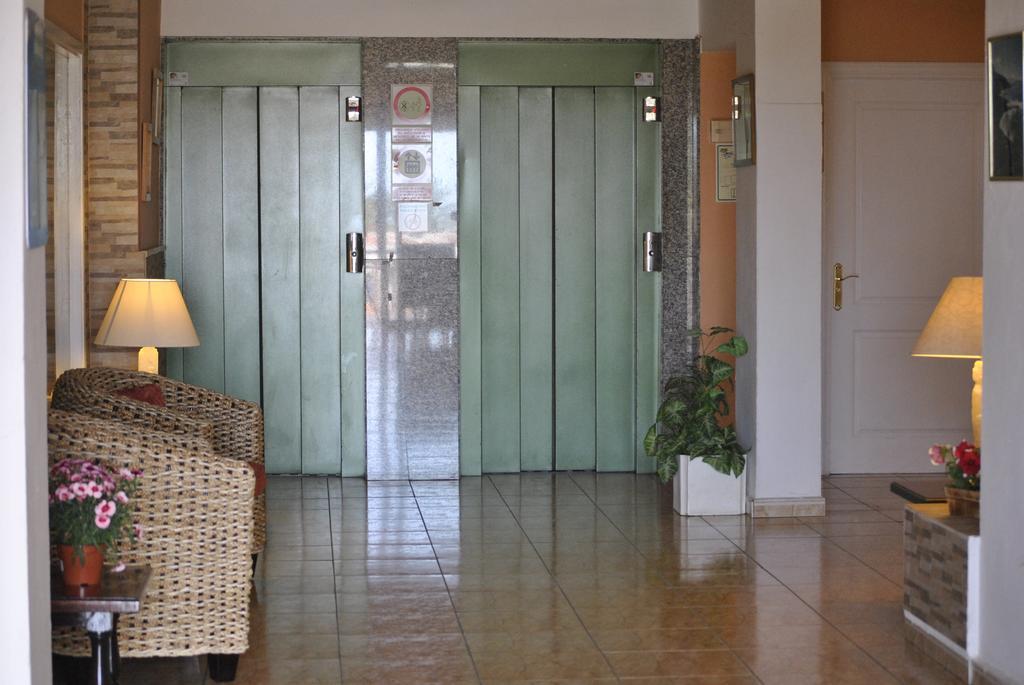 بلايا ذي لاس أميريكاس Apartamentos Borinquen المظهر الخارجي الصورة